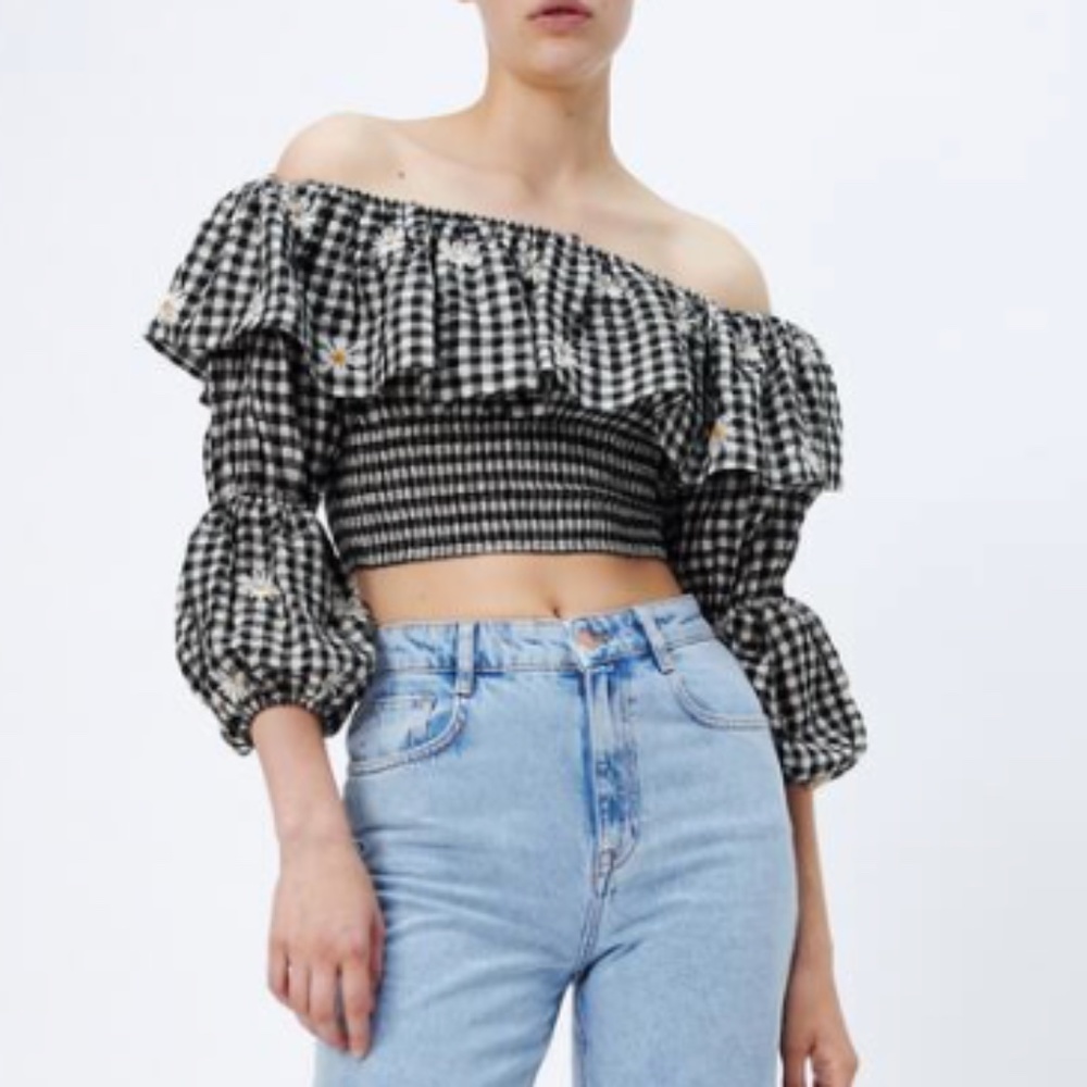 Zara || Black White Gingham Daisy || Crop Off Shoulder